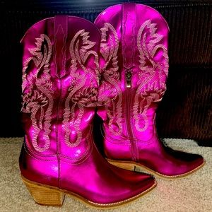 Metallic Pink Luckenbach Cowboy Boots - BRAND NEW